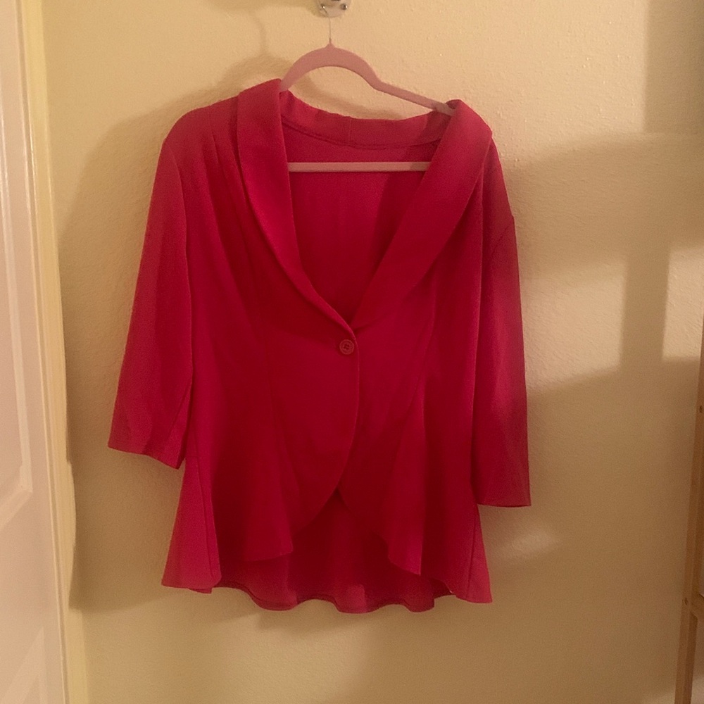 NWT YESFASHION Elegant Pink Women's Top